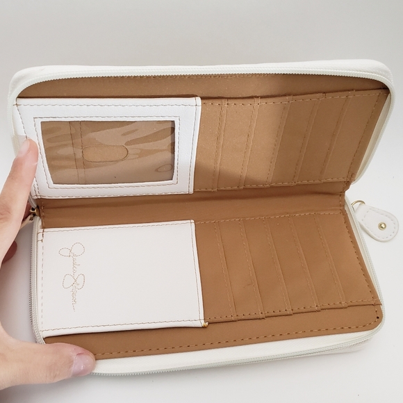 Jessica Simpson White/Gold Diamond Lattice Wallet 2 Zipper Compartment JS9782 - Picture 2 of 10